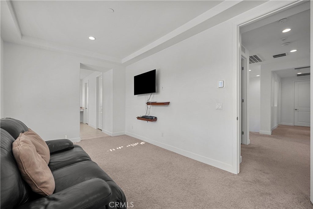 8327 N Mariposa Court