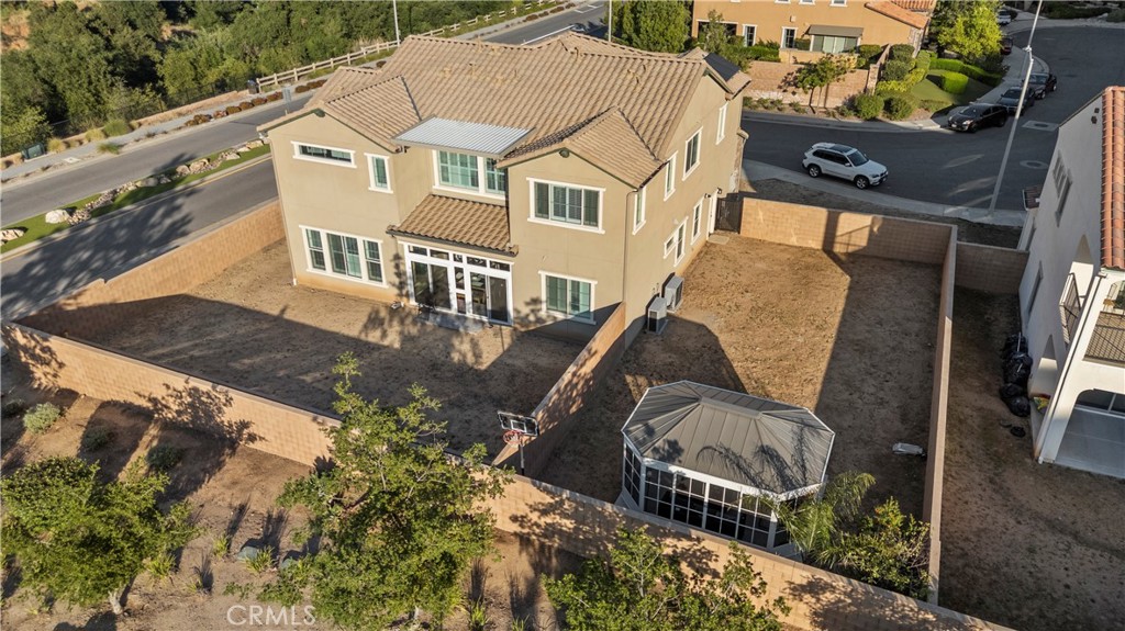 8327 N Mariposa Court