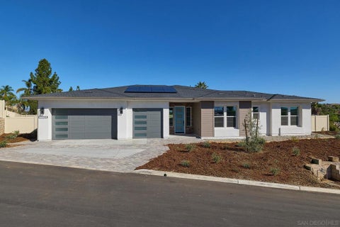Photo of 1746 Ishihara Rd Rd, Vista, CA 92084 (MLS # 260024919SD)