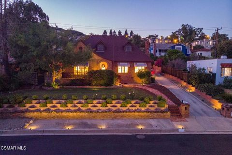 Photo of 975 Loma Vista Place, Santa Paula, CA 93060 (MLS # 226001308)