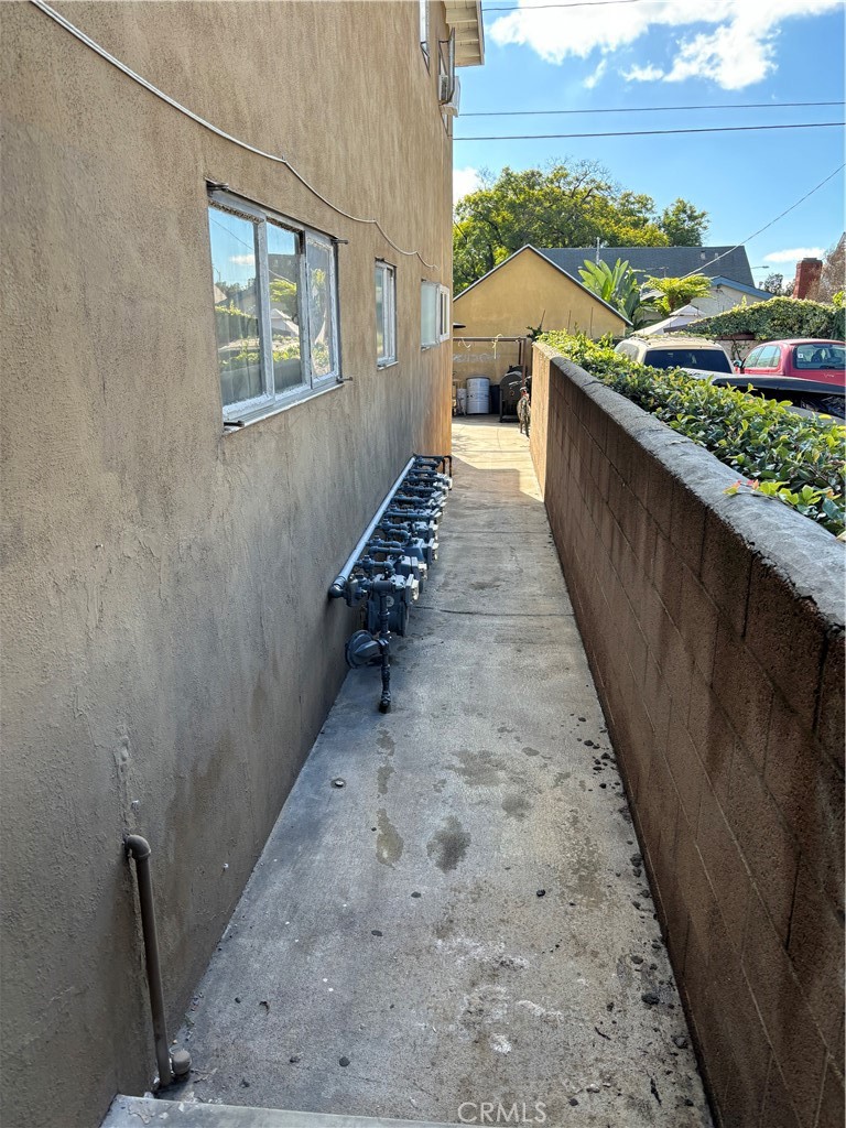 1830 E Villa Street