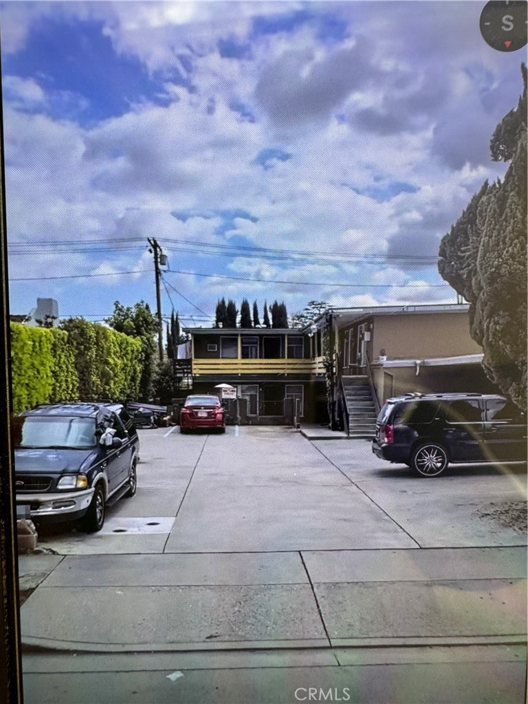 1830 E Villa Street
