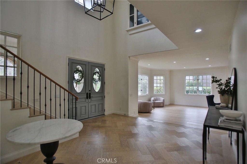 27748 Somerset Lane