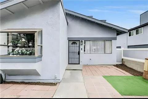 900 W Sierra Madre Ave Unit 44, Azusa, CA 91702 - MLS#: CV26030672