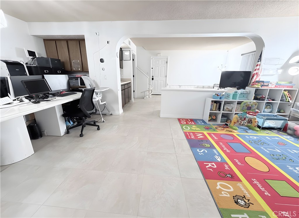 900 W Sierra Madre 44