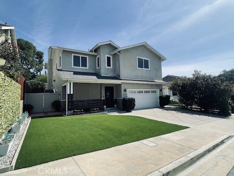 Photo of 10066 Golden Oaks Ave, Tujunga, CA 91042 (MLS # GD26061678)