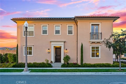 Photo of 100 Trumpet Flower, Irvine, CA 92618 (MLS # OC25229645)