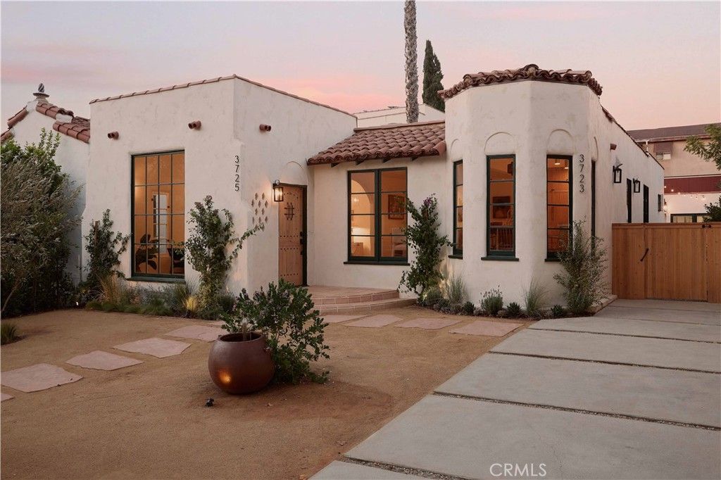 Photo of 3725 Glenfeliz Boulevard, Los Angeles, CA 90039 (MLS # PW25219613)