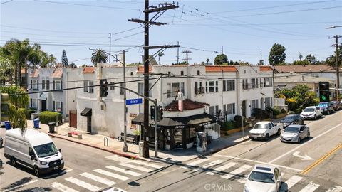 Photo of 4340 E 4th Street E, Long Beach, CA 90814 (MLS # PW26093940)