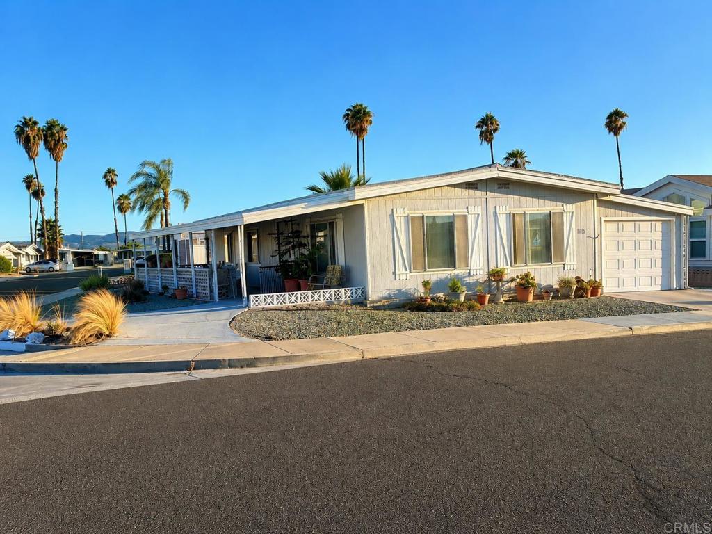 1415 Vista Grande Drive