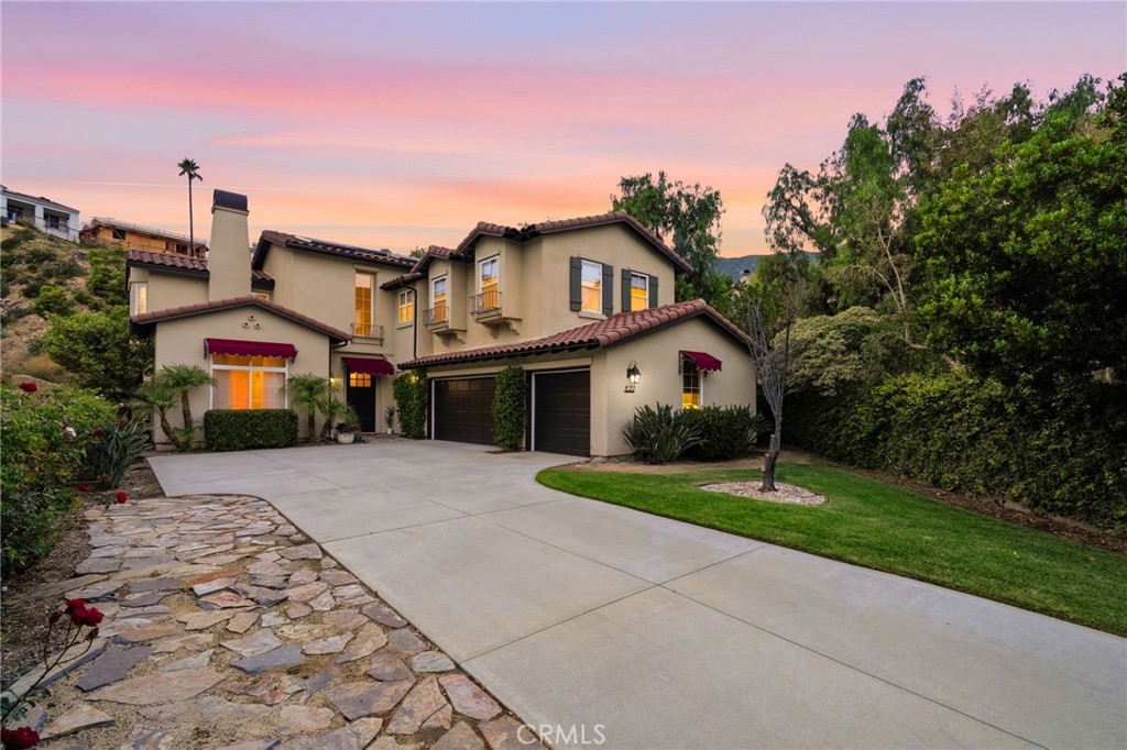 637 Chaparral Court