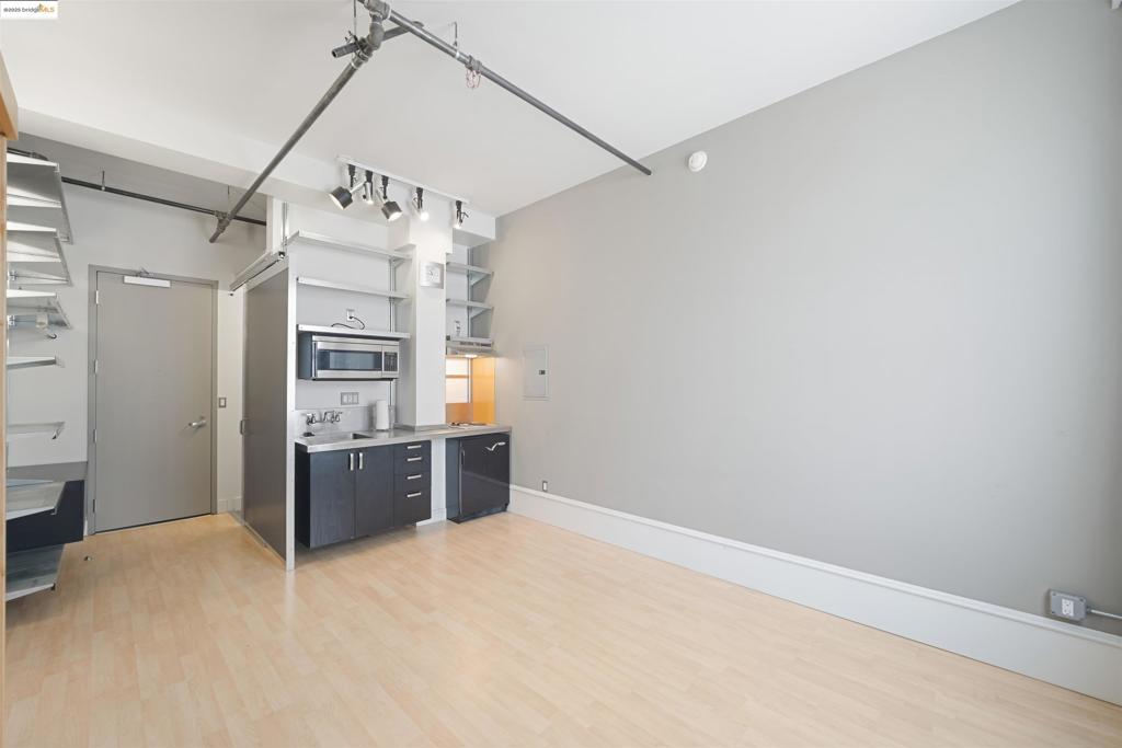 Properties 4 83 McAllister St 402