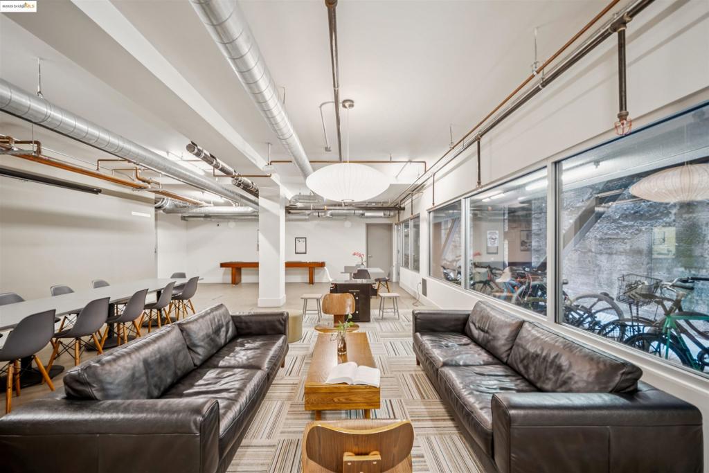 CIVIC CENTER - Residential
