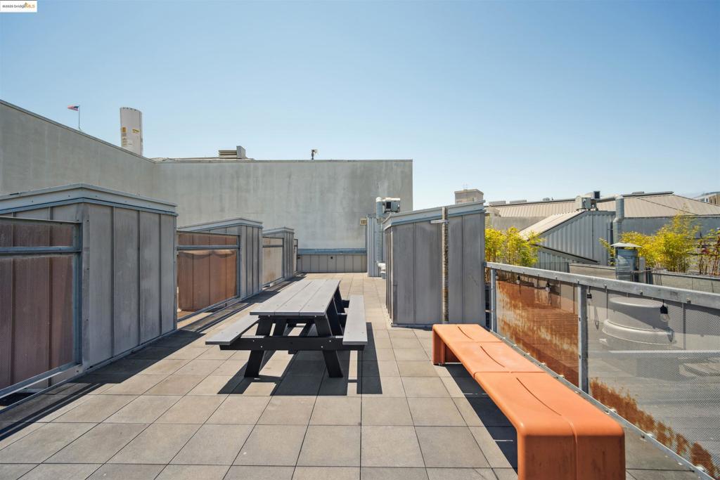 CIVIC CENTER - Residential