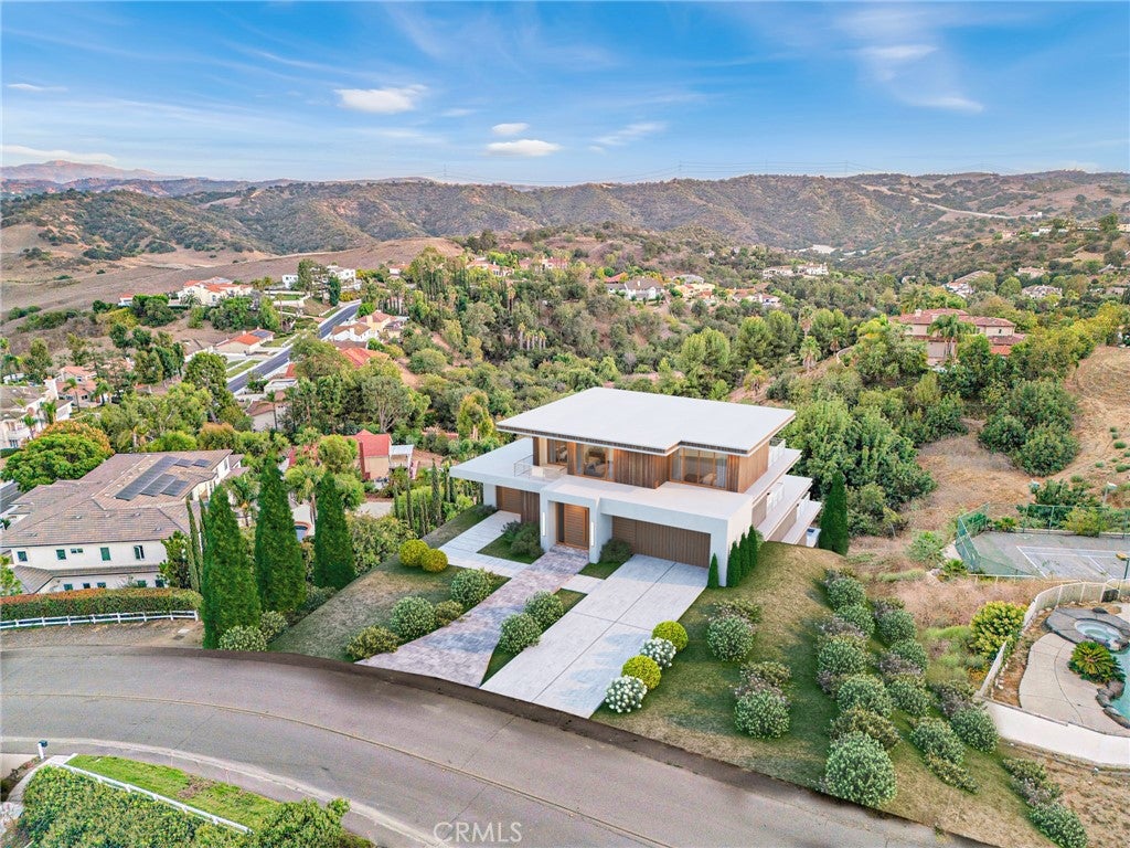 2182 Indian Creek