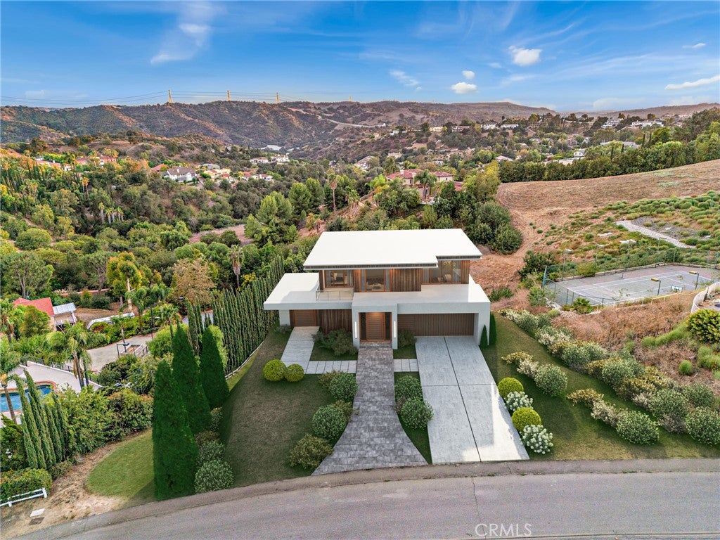2182 Indian Creek