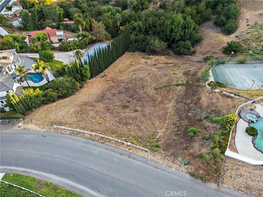 Properties 4 2182 Indian Creek