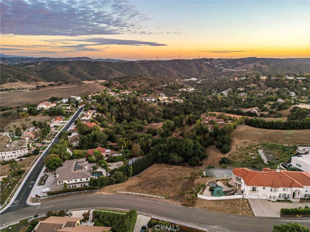 2182 Indian Creek