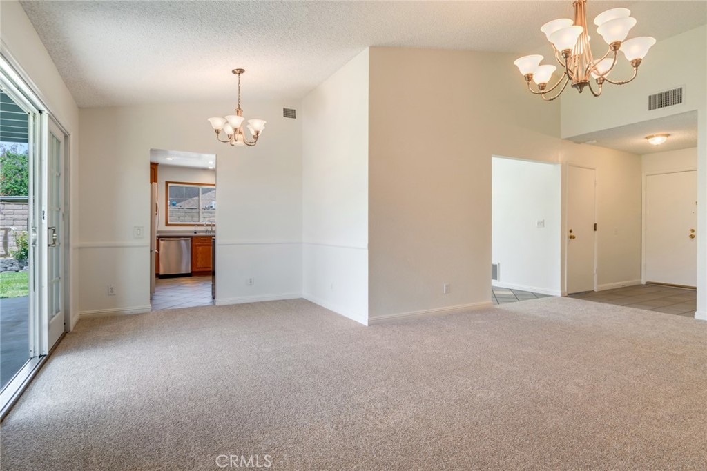 3635 York Circle
