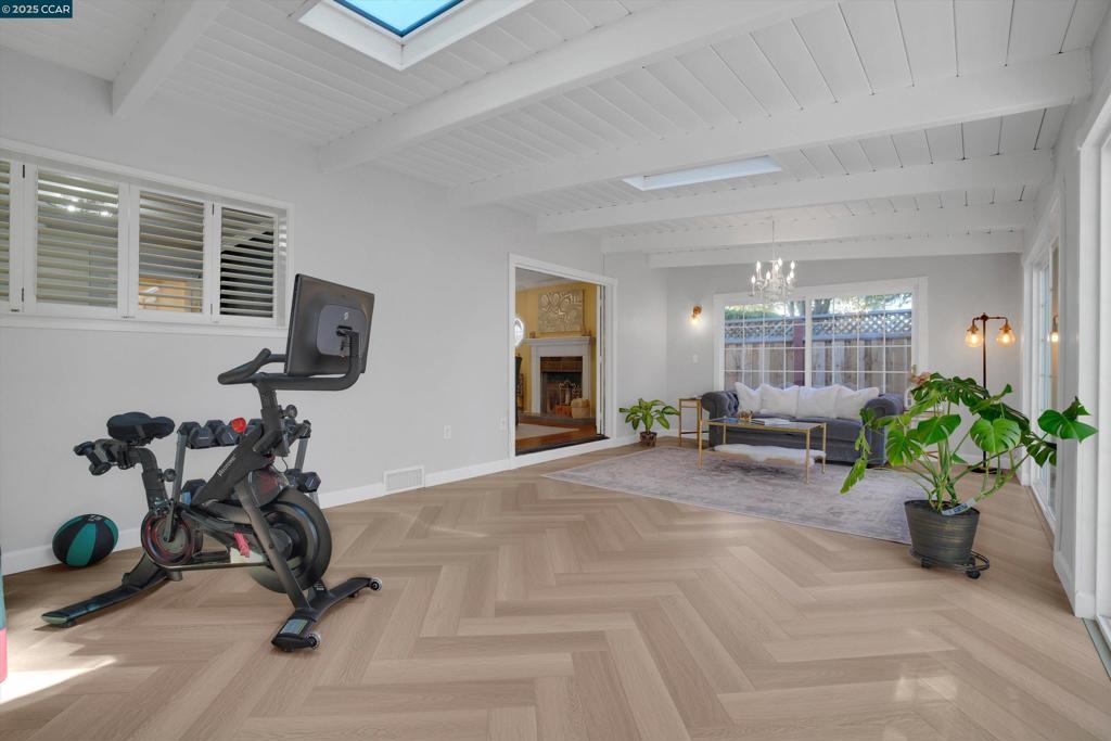 HIGHLANDS - Residential