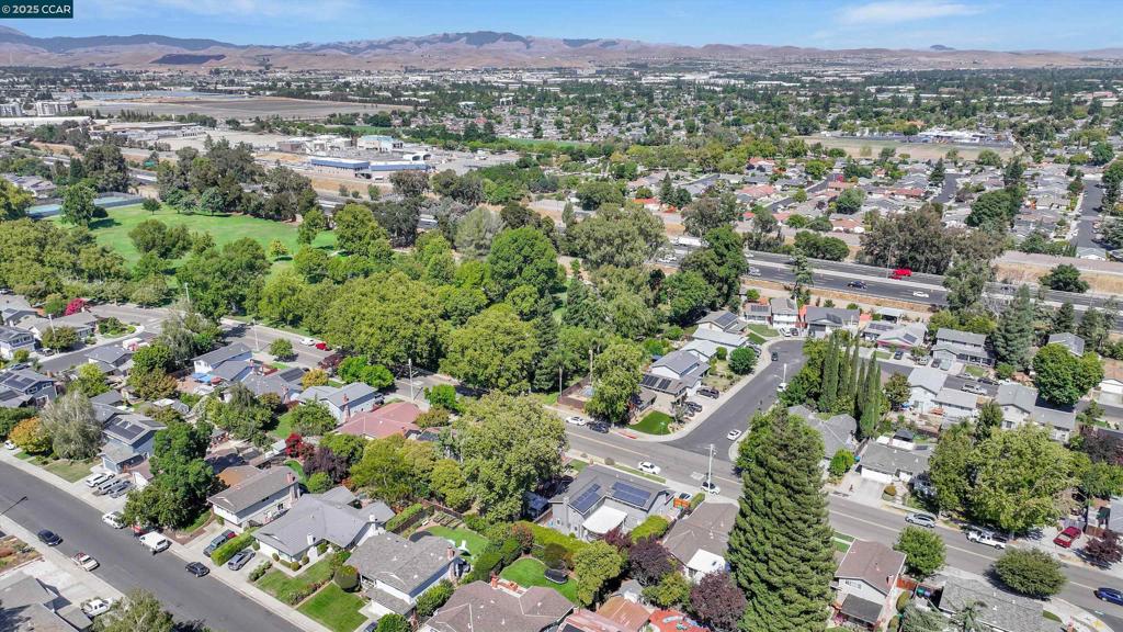 HIGHLANDS - Residential