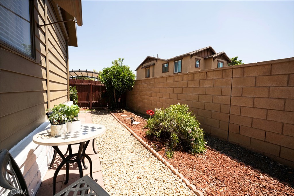 8651 Foothill Boulevard 113