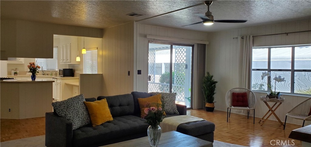 8651 Foothill Boulevard 113
