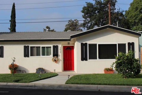 Photo of 1412 Lake Street, Glendale, CA 91201 (MLS # 26989259)