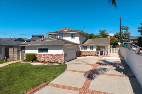 1135 Catalina Ave. Seal Beach CA 90740