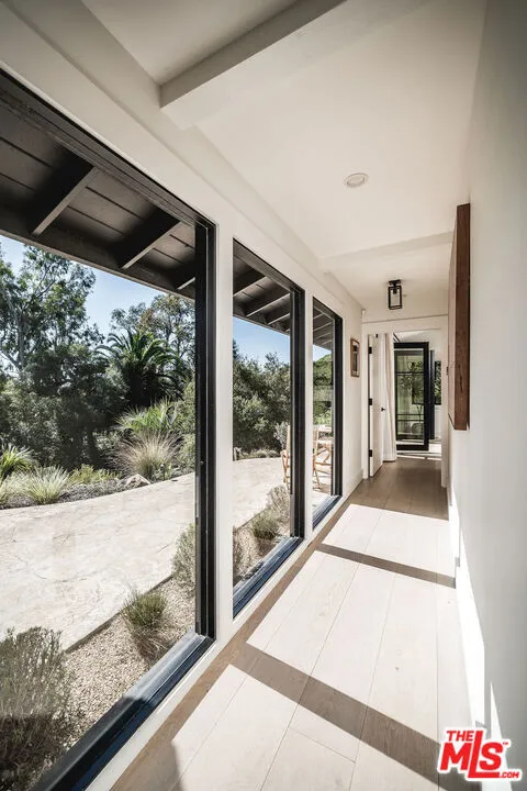 Santa Barbara, California 93108, United States, 3 Bedrooms Bedrooms, ,3 BathroomsBathrooms,Residential,Active,240987