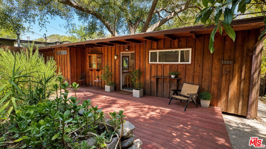 1336 Old Topanga Canyon Road