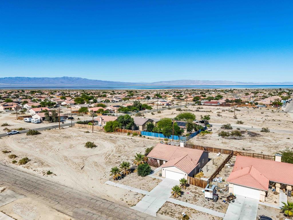 Vista Del Mar - Residential