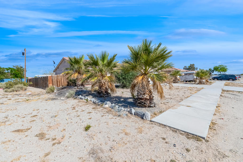 Vista Del Mar - Residential