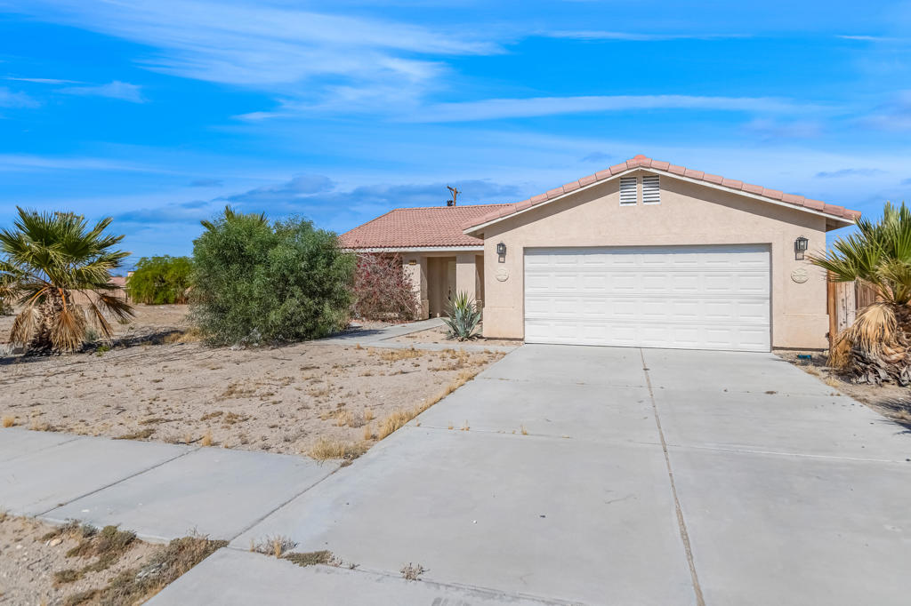 Vista Del Mar - Residential