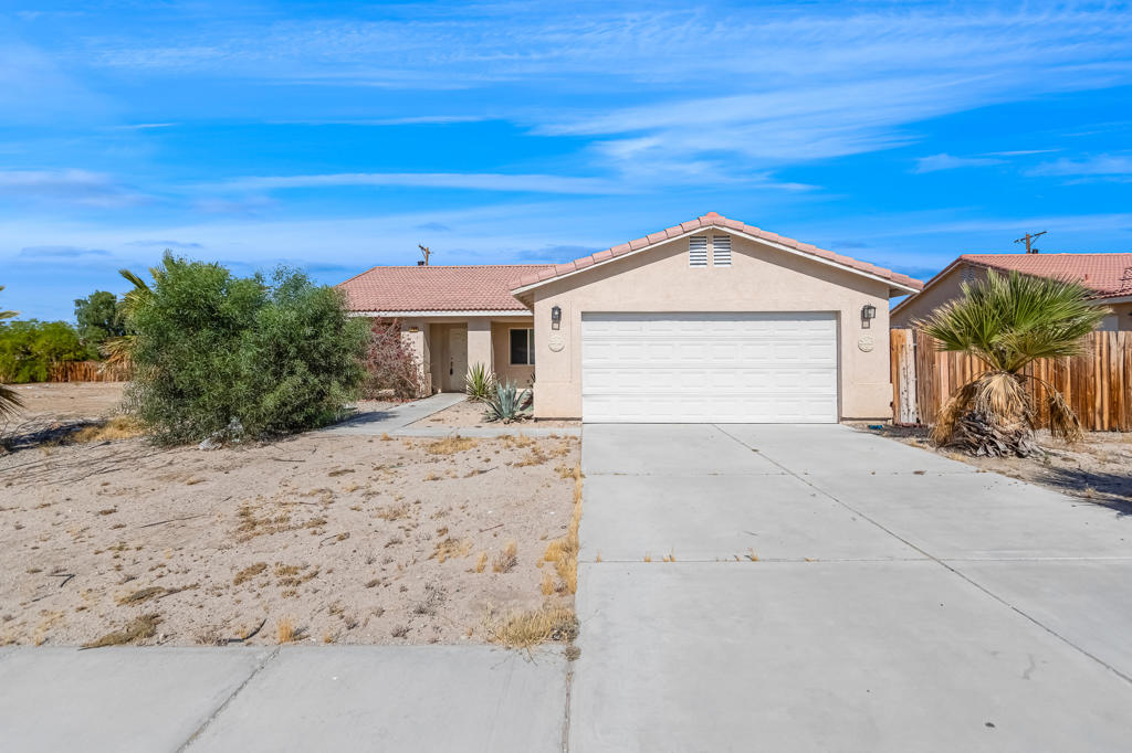 Vista Del Mar - Residential