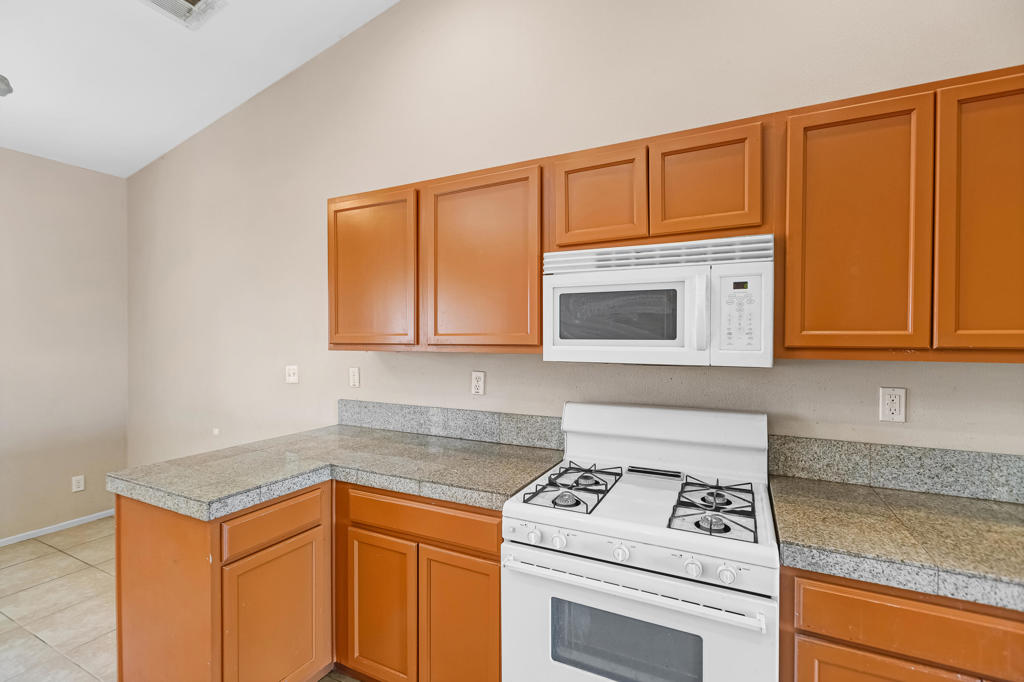 Vista Del Mar - Residential