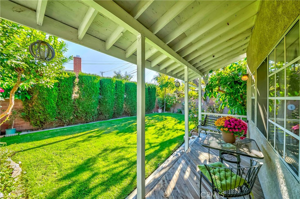 2041 Knoxville Avenue