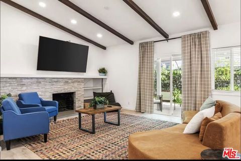 Tiny photo for 5700 Vanalden Avenue, Tarzana, CA 91356 (MLS # 26670247)