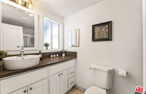 Tiny photo for 5700 Vanalden Avenue, Tarzana, CA 91356 (MLS # 26670247)