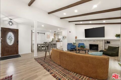 Tiny photo for 5700 Vanalden Avenue, Tarzana, CA 91356 (MLS # 26670247)