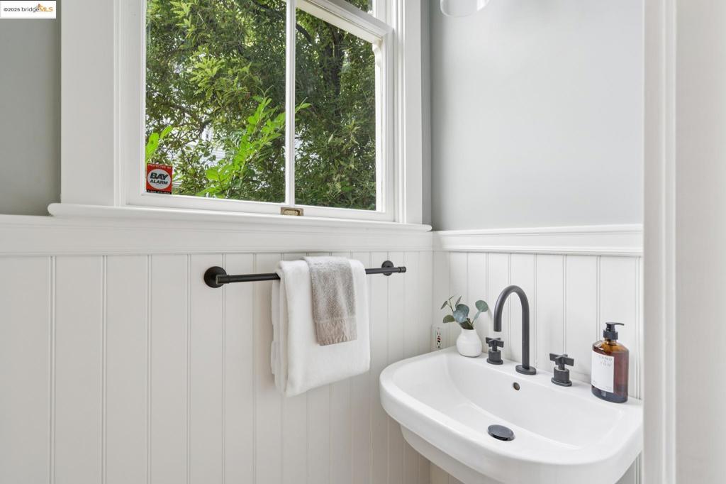 CENTRAL PIEDMONT - Residential