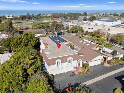 Photo of 2847 Via Posada, La Jolla, CA 92037 (MLS # 260010501SD)