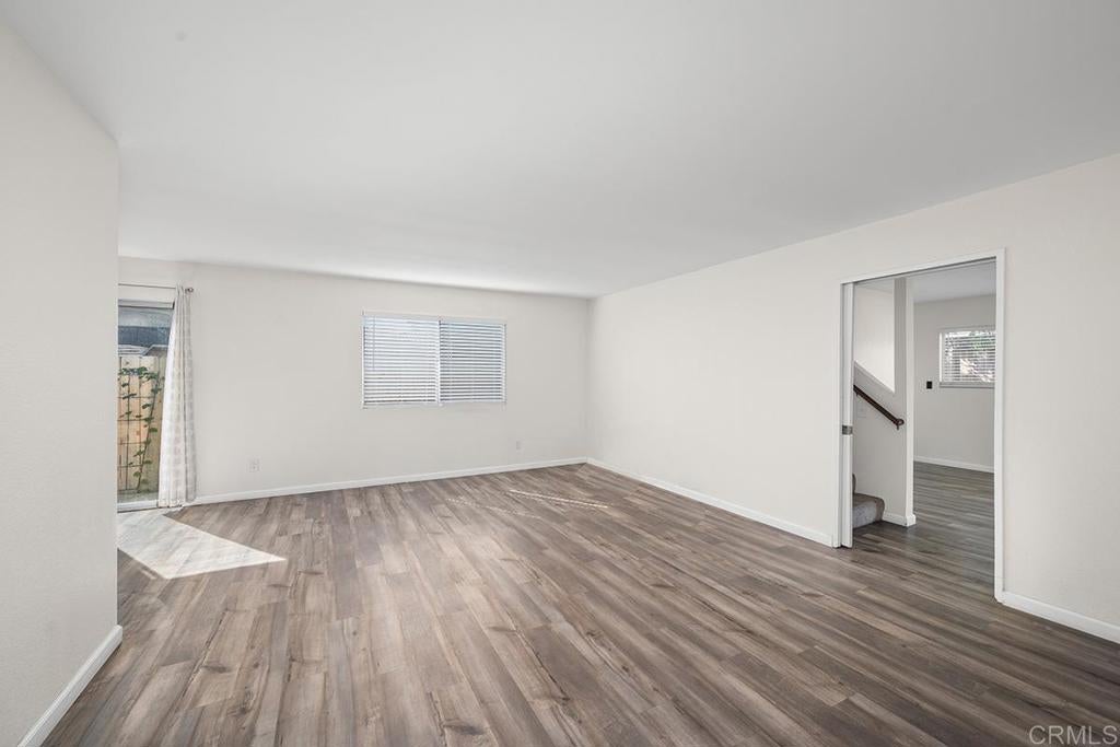 305 E Oxford Street