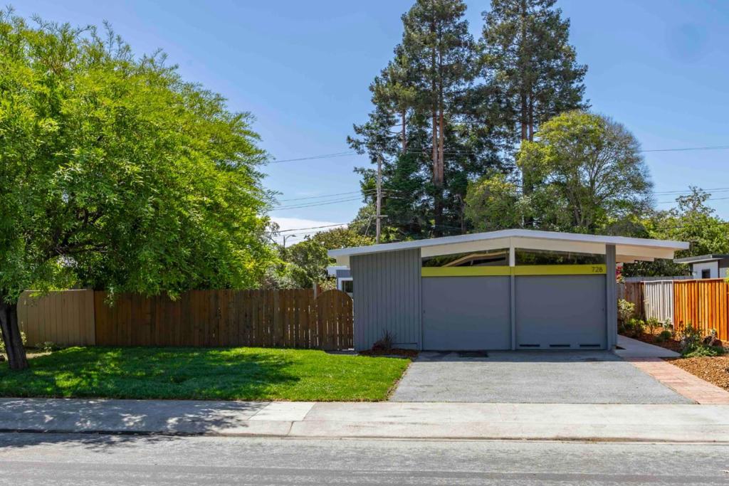 728 Seminole Way