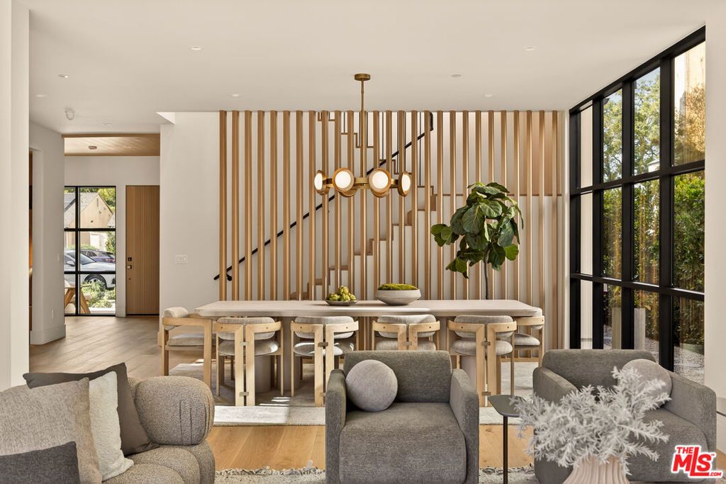 Photo of 11500 Kingsland Street, Los Angeles, CA 90066 (MLS # 26655985)