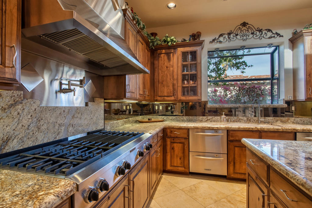 Flores Montanas - Residential