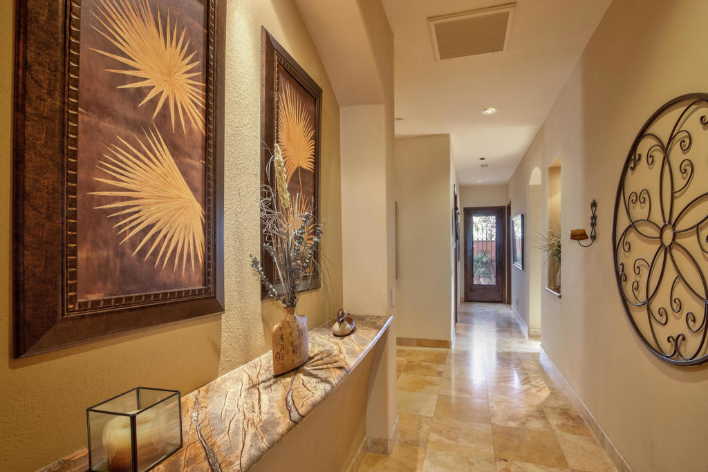 Flores Montanas - Residential