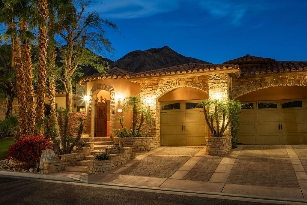 Flores Montanas - Residential