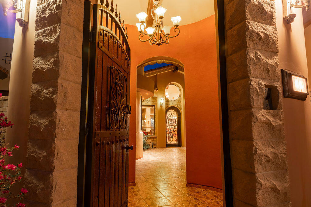 Flores Montanas - Residential