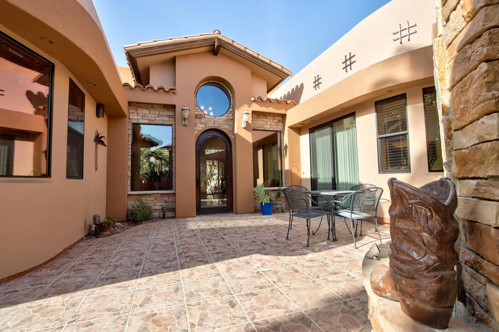 Flores Montanas - Residential